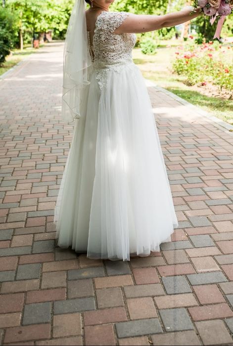 Rochie de mireasa mărimea M-L