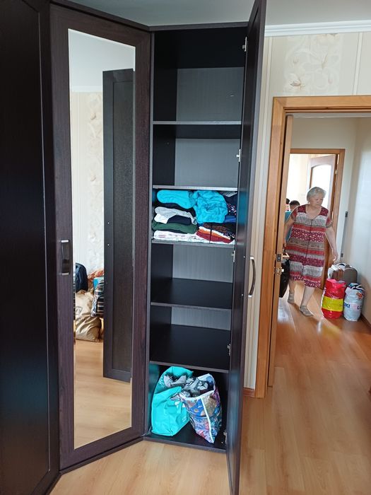 Шкаф угловой вестимый