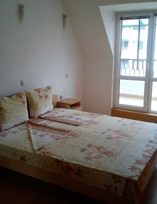 Дава се под наем Двустаен апартамент в Бургас, Лазур - 75 кв.м за 225 € - Снимка #3