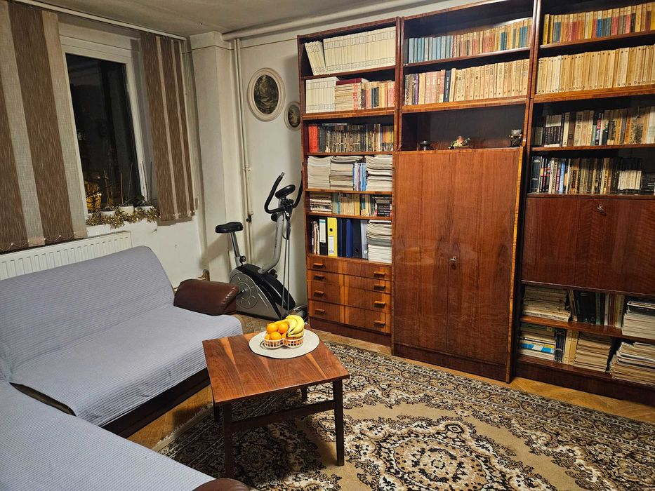 Apartament cu 3 camere semidec. Tiglina 1 et.2/4