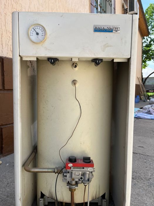 Продам газовый котел Riga-20f