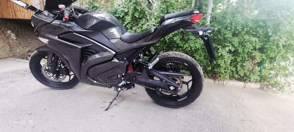 Yamaha r3 Electro 2025