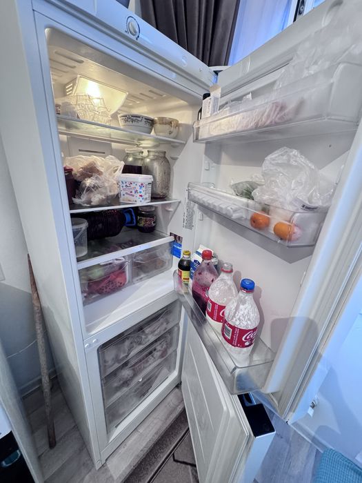 Продается холодильник