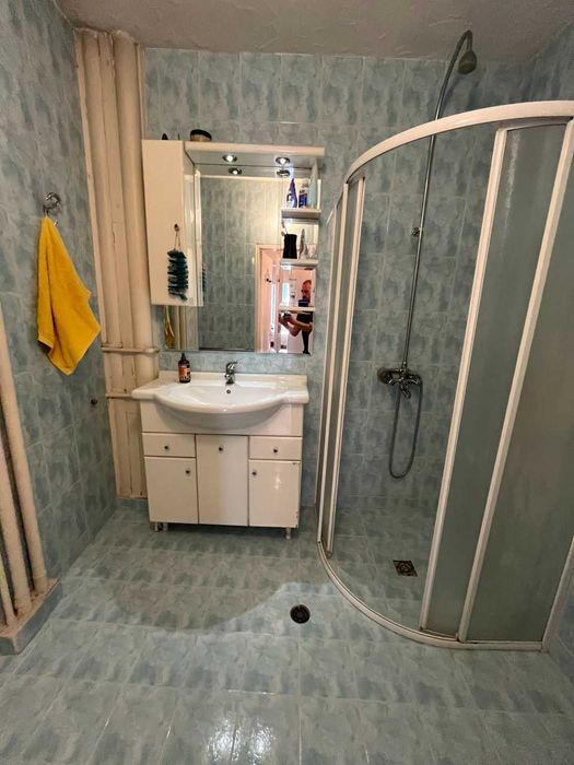 Дава се под наем Тристаен апартамент в София, Гео Милев - 88 кв.м за 800 € - Снимка #10