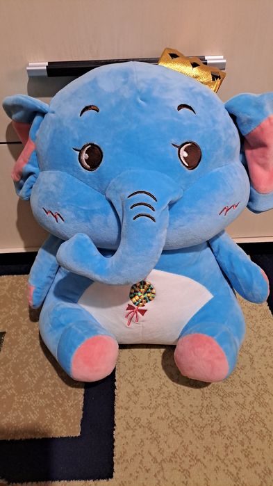 Продаётся игрушка-подушка плед