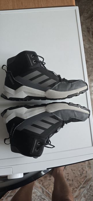 Обувки Adidas Terrex