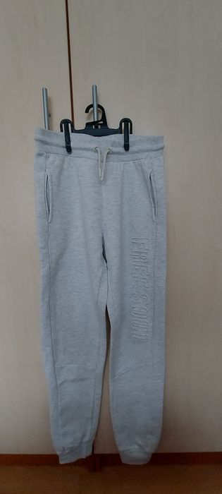 Lot  6 pantaloni trening
