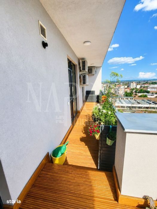 Apartament 4 camere de vanzare in Centru Oradea, Oradea