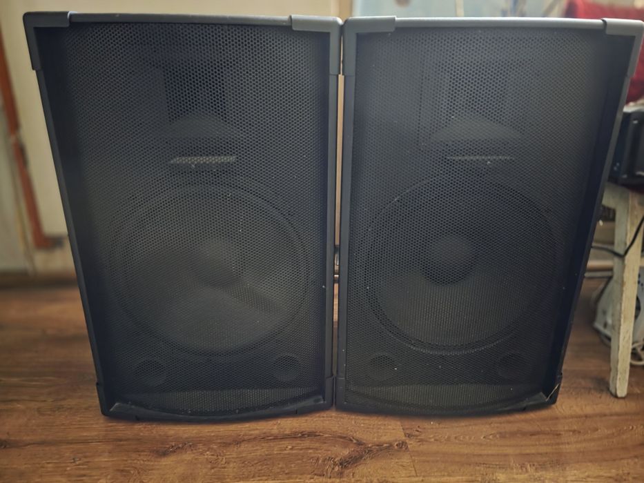 Сватбарски колони BM и усилвател VLLIODOR