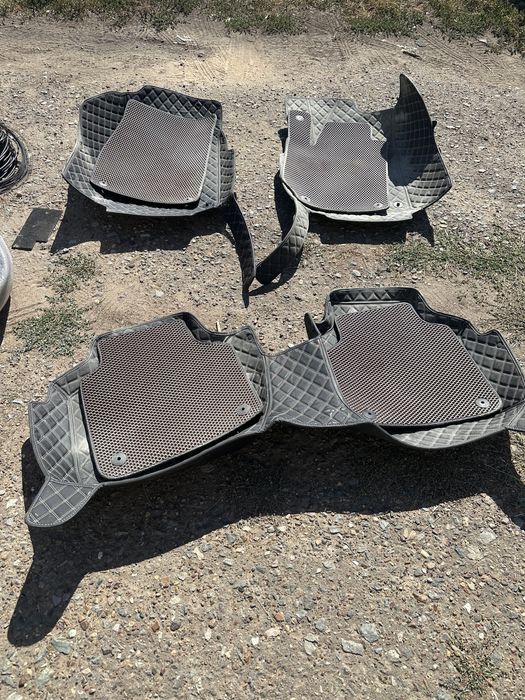 Продам полики подходит на тайота камри 30-35