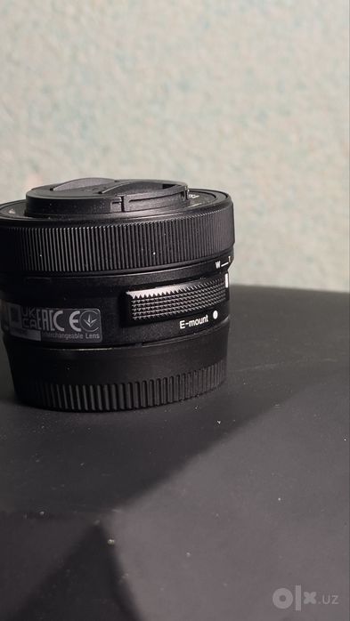 Obyektiv 16-50 mm 3.5-5.6 OSS II