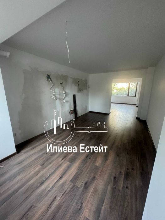Продава се Четиристаен апартамент в Димитровград - 102 кв.м за 800 €/кв.м - Снимка #3