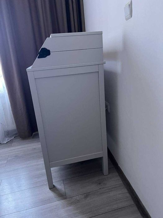 бебешки скрин Ikea SUNDVIK