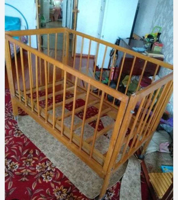 Кроватка детская советская