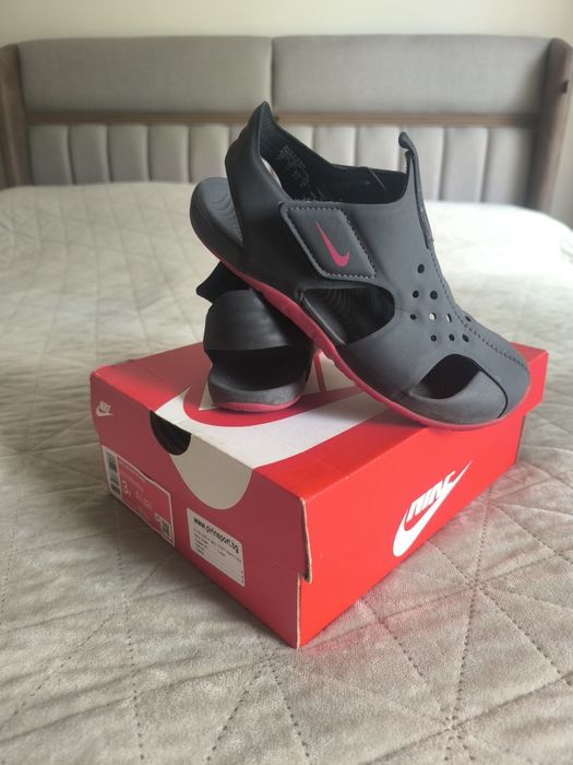 Детски сандали Nike 33.5