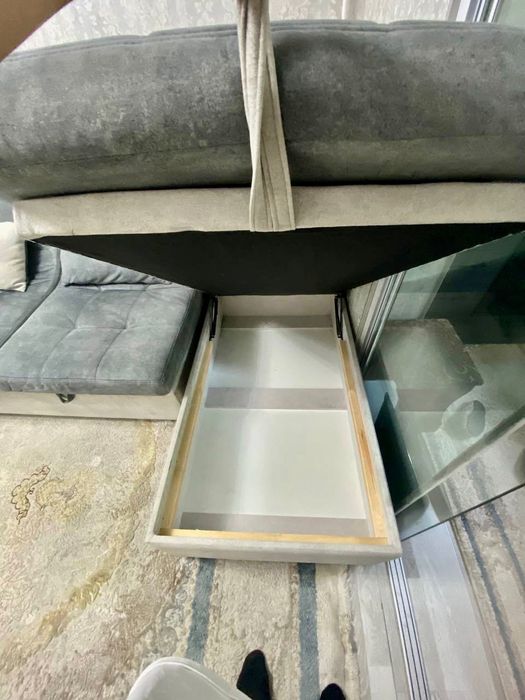 Продается диван раскладной с ящиком для белья в отличным состоянии