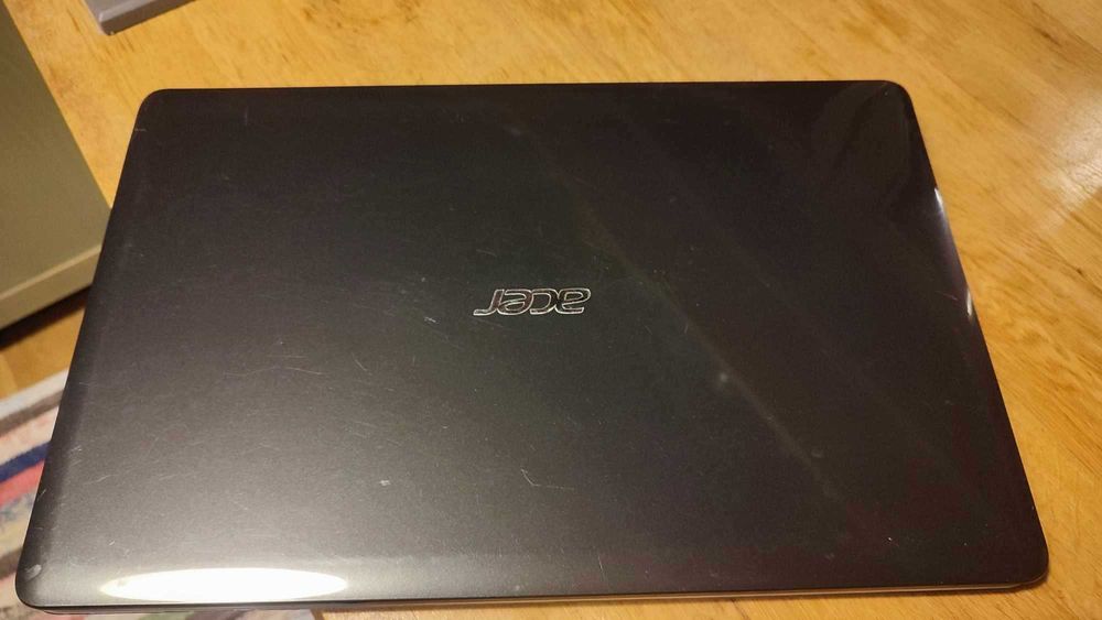 Laptop Acer Aspire E1-531G-B966G75Mnks