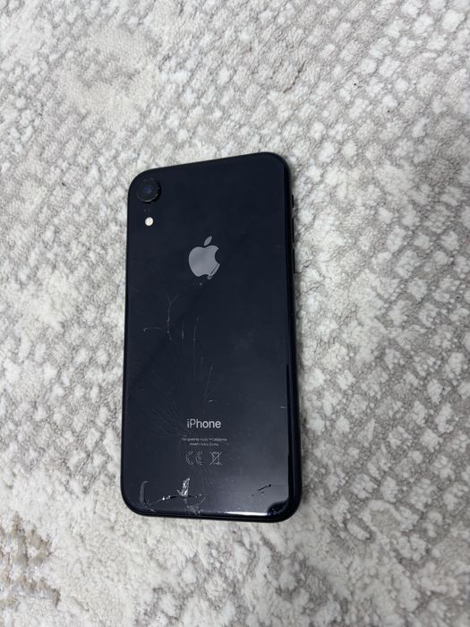 Айфон хр ,128 гб