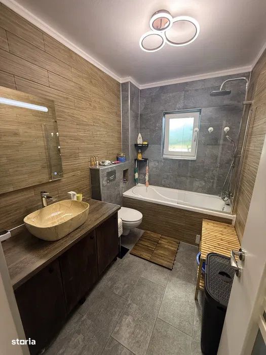 Apartament cu 2 camere, gradina, parcare, zona Dumitru Mocanu