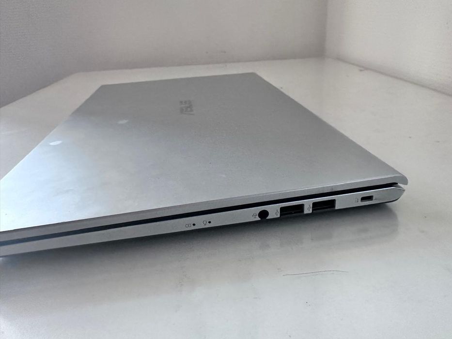 Ноутбук Asus серый