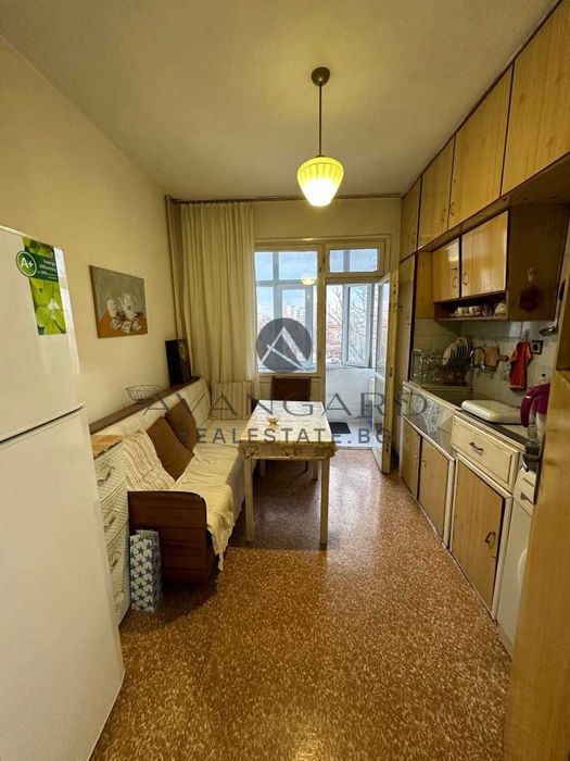 Продава се Двустаен апартамент в Пловдив, Кючук Париж - 78 кв.м за 1077 €/кв.м - Снимка #3