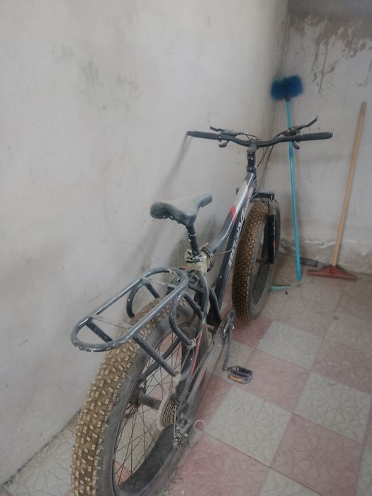 Katta balonli bonvi velosipedi