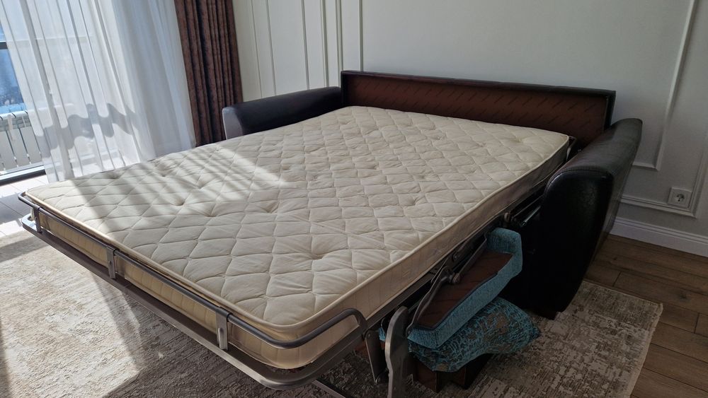 Раскладной диван для гостинной