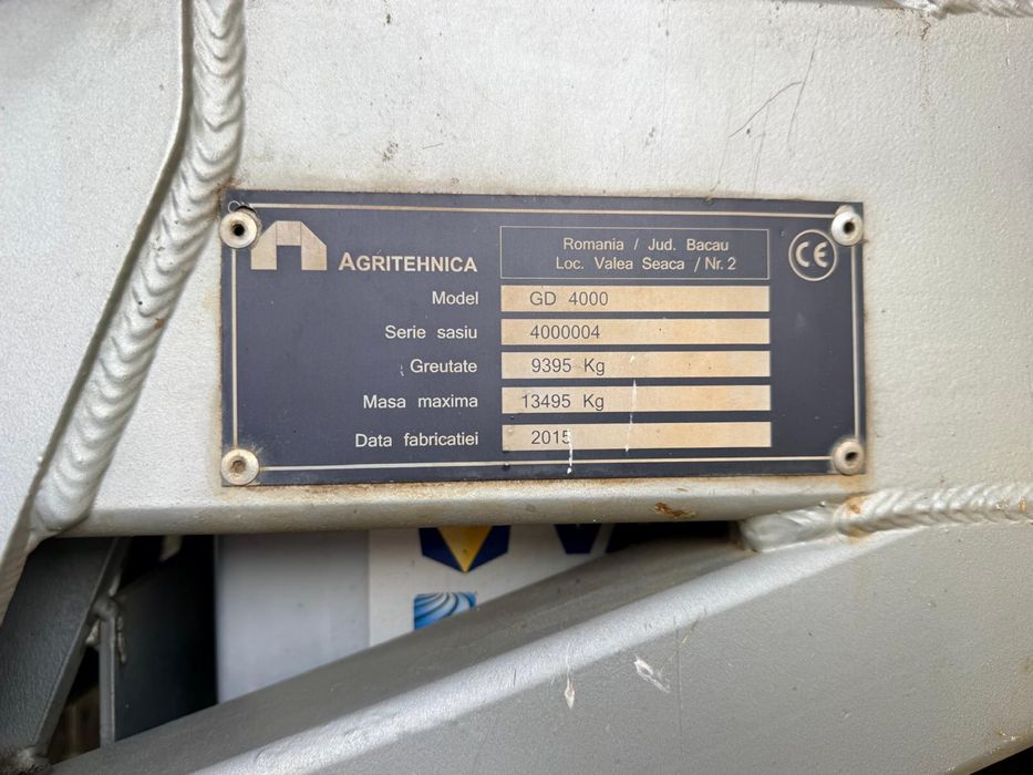 Masina erbicidat Agripla