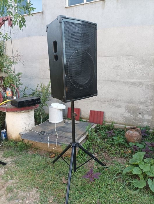 Sistem sonorizare pentru petreceri