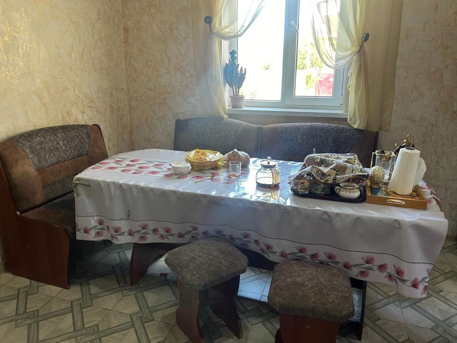 Кухонный мебель стол со стульями