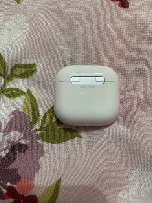 Оригинальные Airpods 5