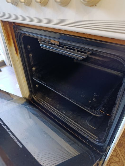 Плиту трёх комфорочную