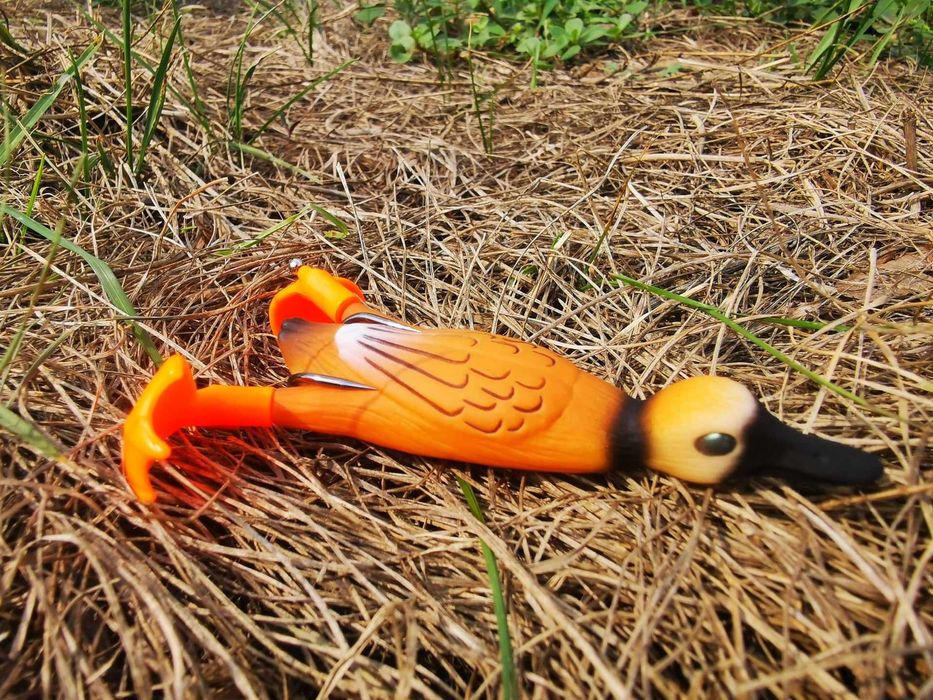 4 примамки за щука,сом и бяла риба и др. - имитация на водна патица !