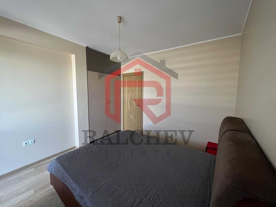 Дава се под наем Тристаен апартамент в Варна, Колхозен пазар - 100 кв.м за 637.5 € - Снимка #7