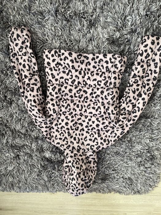 Дамско яке + подарък блуза