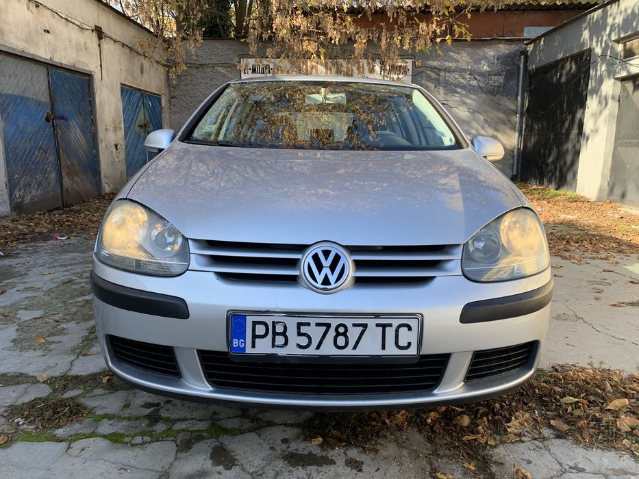 Volkswagen Golf 2004 г., 1.6 FSI, автоматик