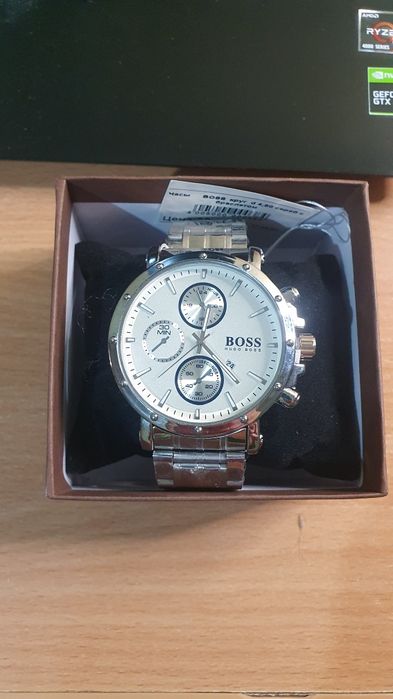 Мужские часы Huggo Boss новые *