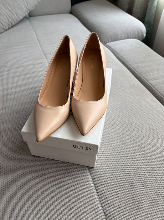 Дамски обувки Guess
