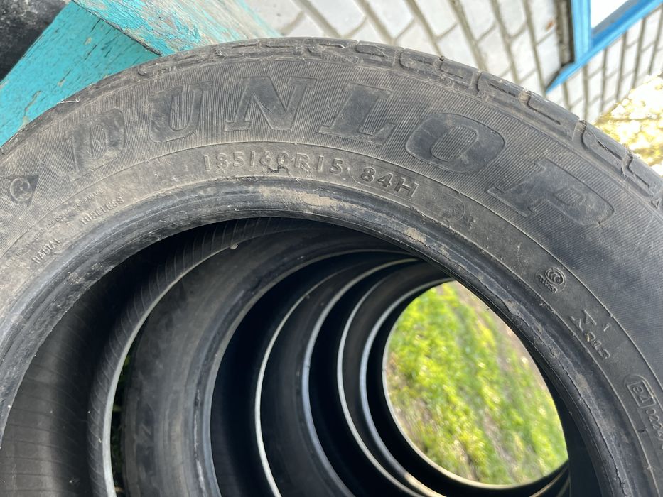 Продам комплект летней резины Dunlop