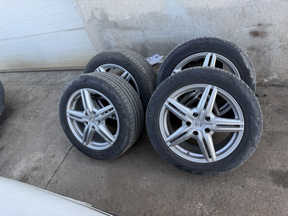 Джанти Porsche Caeynne