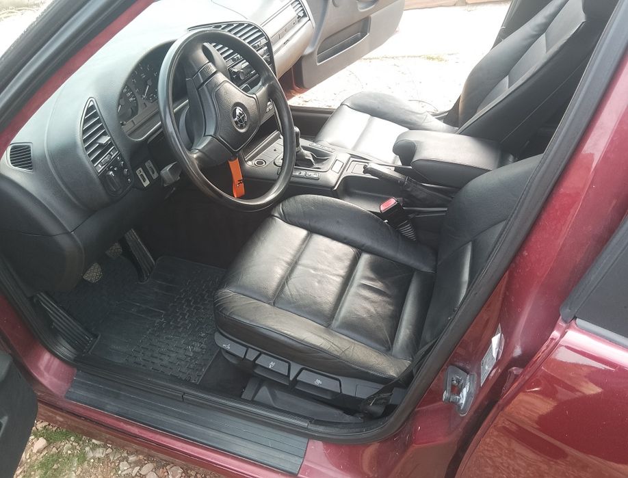Bmw e36 320i touring