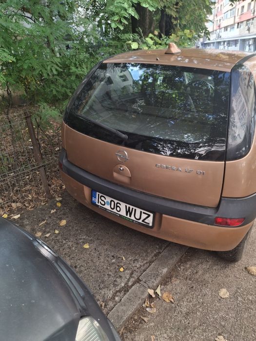 Opel Corsa 2003 diesel, 1.006 € — imagine 1