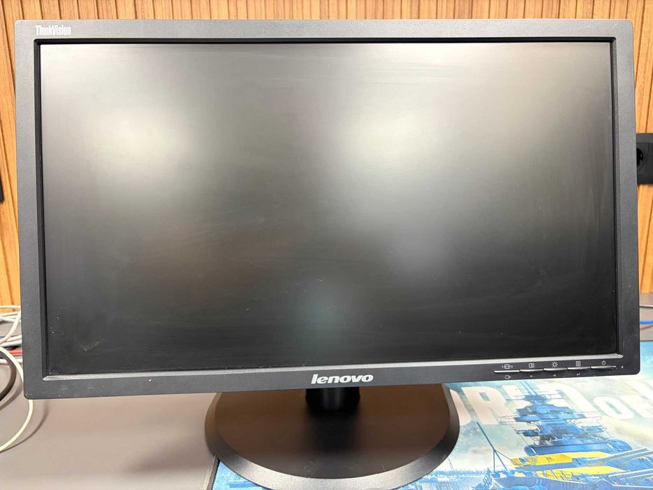 Монитор Lenovo LT2223pwC 21.5" Full HD+ (1920x1080) с гаранция
