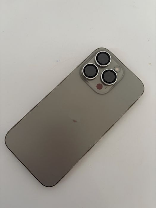 IPhone 15 Pro все оригинал