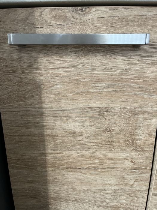 Дръжки за мебели