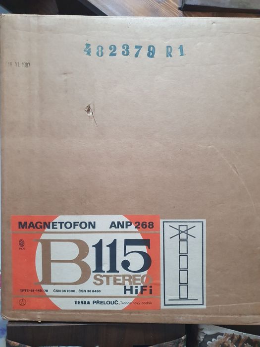 Magnetofon Tesla B 115 Hi-Fi Stereo în ambalaj original, de colecție