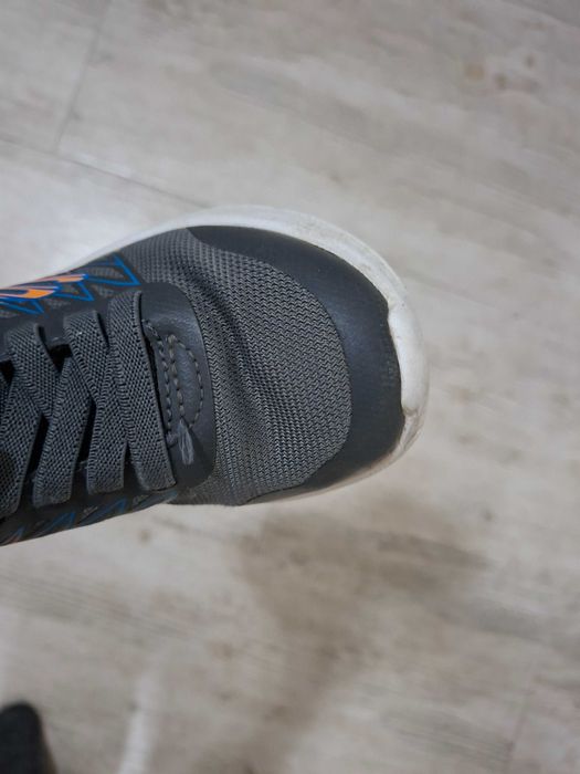 Skechers. 27 номер