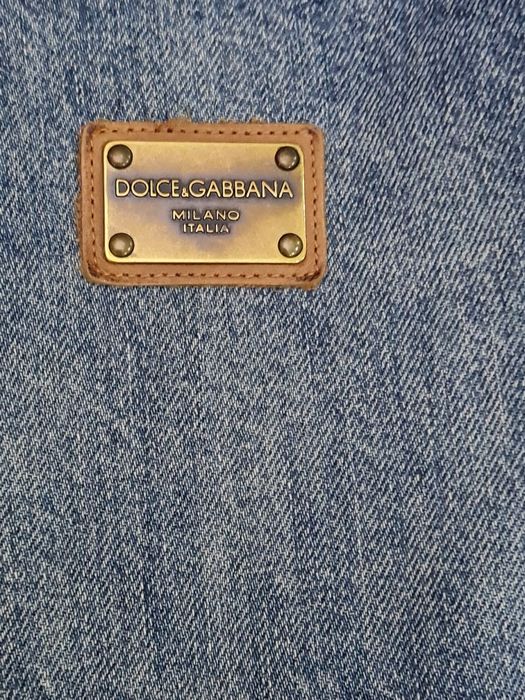 Продам мужскую джинсовую куртку  Dolce Gabbana оригинал.