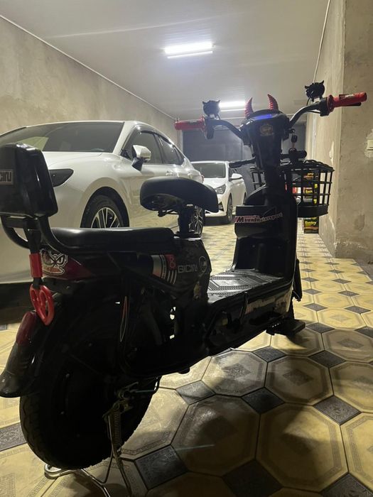 Sk8 скутер продам