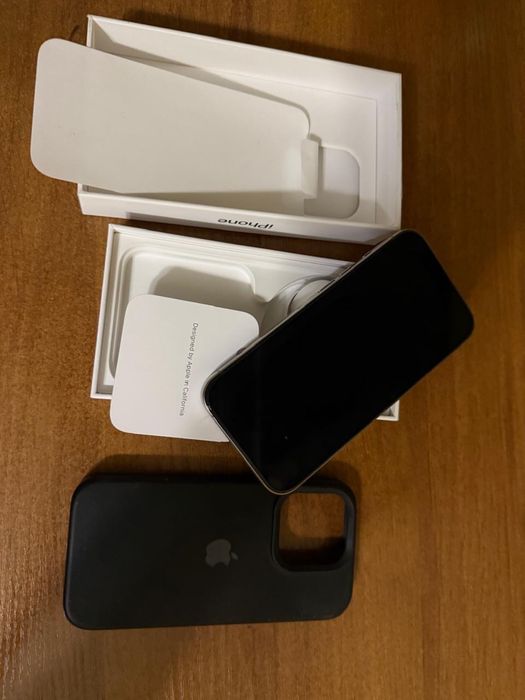 Iphone 15 pro в отличном состоянии